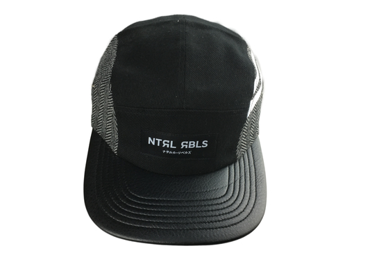 Fashionable 5 Panel Camp Caps With Flat PU Visor And Woven Label Logo